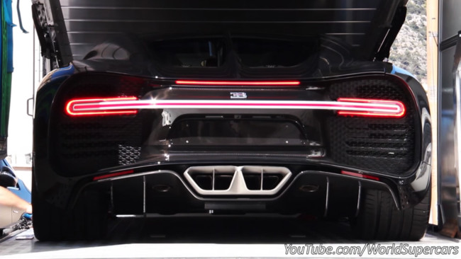 Bugatti Chiron Video