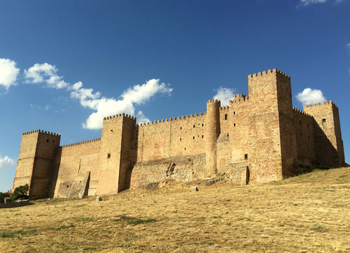 El Castillo de los Obispos de Sigüenza y el fantasma de Doña Blanca