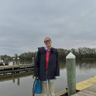 No es necesario gastar un pastizal en un plumífero: este abrigo acolchado de Lidl es comodísimo y cuesta menos de 17 euros