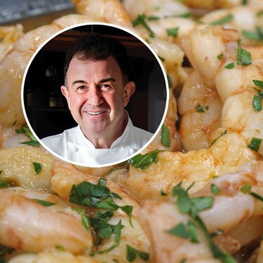 El truco infalible del chef Martín Berasategui para hacer unas gambas al ajillo de profesional 