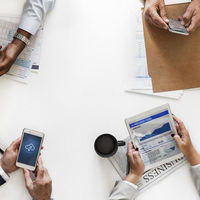 Cuando te incorporas de vacaciones y te das cuenta que te fuiste sin hacer los deberes