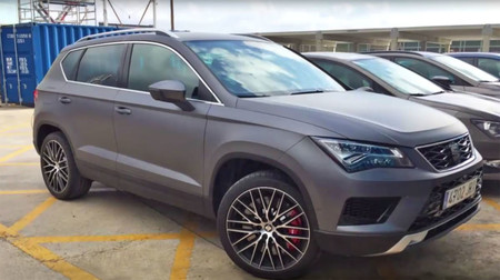 SEAT no quiere que veas este Ateca Cupra, pero igual te lo pone enfrente