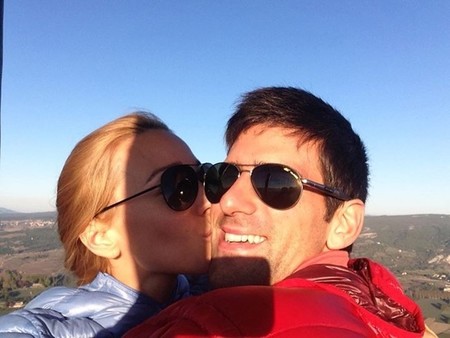 Djokovic se nos corta la raqueta... digo la coleta