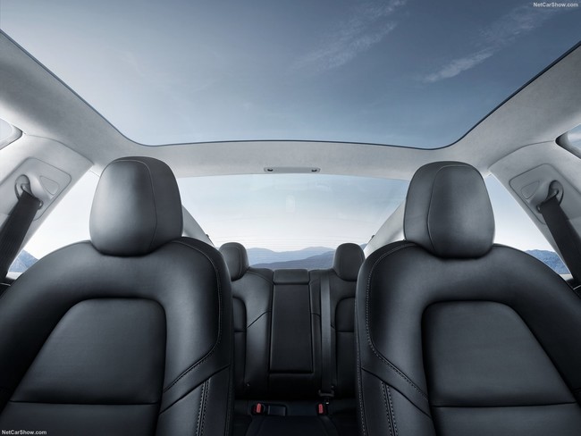 Tesla Model 3 2018 1600 0e