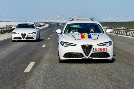 Durante 12 meses los 280 CV de este Alfa Romeo Giulia Veloce perseguirán el crimen en Rumanía