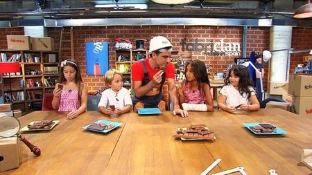 En Clan nos presentan Fabriclan para que los peques aprendan a responder a los cómos y porqués