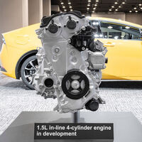 "Solo cuando el coche eléctrico se popularice consideraremos fabricarlos en Europa": Toyota sigue empeñada en hacer motores de gasolina. Y no les va mal 