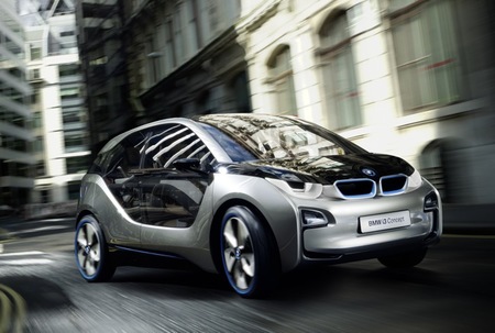 BMW i3 Concept street