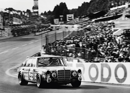 Mercedes 300 SEL 6.8 AMG