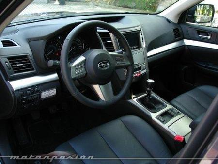 subaru-legacy-madrid-05