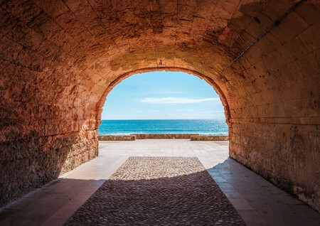 Pueblos Pesqueros Viajes Playa Eclipse 2026 Espana Encanto Sin Turistas Escapada Barata