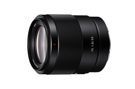 Sony amplia su oferta de objetivos para formato completo con el nuevo 35mm F1.8 FE