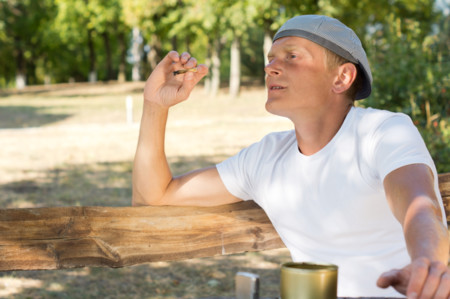¿Qué le pasa al esperma de los hombres que consumen marihuana?