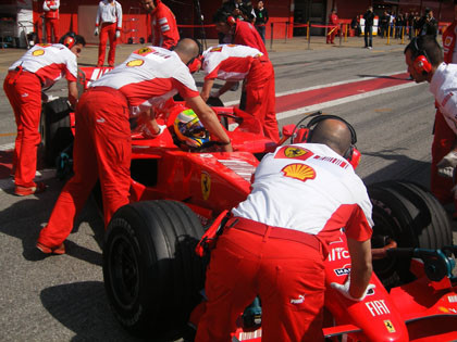 El sol vuelve a brillar en el Circuit de Catalunya