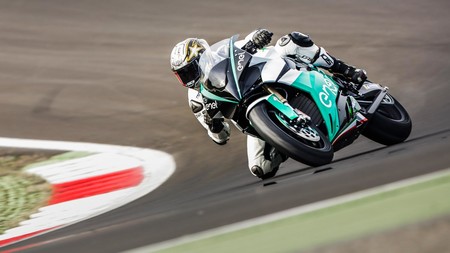 Moto E Rome 24 0 Topcontent 2x