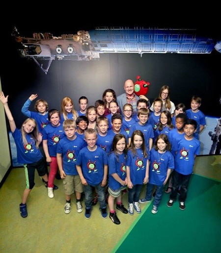 ESA Kids adopta al explorador de otro planeta Paxi como mascota