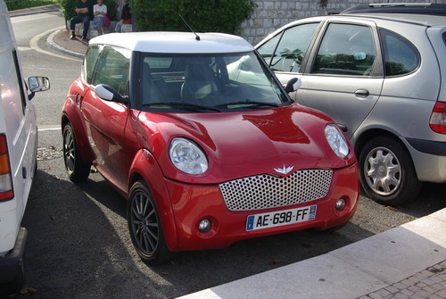 Por qué resulta tan extraño para los ingleses que se pueda conducir sin permiso en Europa