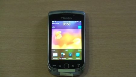 BlackBerry Torch 2 9810, despligue de habilidades en vídeo