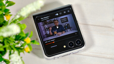 pantalla externa galaxy z flip 5