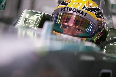 GP Japón: Mercedes al frente en los Libres 1