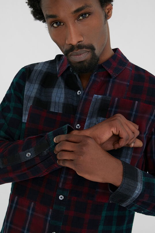 Camisa regular fit en patchwork de tartán