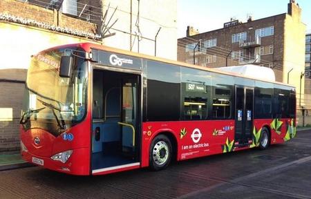 Hoy entran en servicio en Londres dos autobuses eléctricos