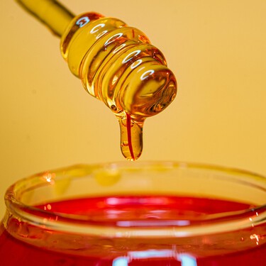 Zara Home tiene el accesorio perfecto para conservar y añadir miel al té sin armar un estropicio en la cocina