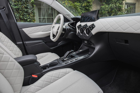 DS 3 Crossback E-Tense interior