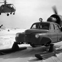 Una mezcla de coche, avión y trineo. La quimera que se inventó el comunismo para comunicar el infierno helado de Siberia 
