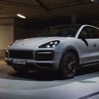 El Porsche Cayenne GTS mantiene vivos a los V8, ahora lleva uno de 454 hp que lo hace despegar de 0-100 en 4.5 segundos