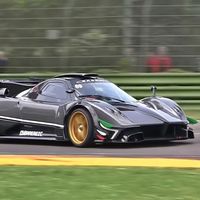 Este Pagani Zonda Revolucion rodando a fuego en Imola es lo más excitante que vas a ver y escuchar hoy 