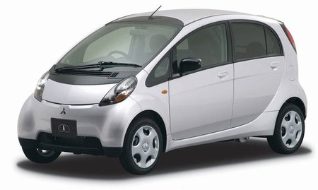 Mitsubishi i