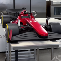 Este auto de Fórmula 1 es todo de chocolate: pesa 60 kg y su creador tiene una serie en Netflix