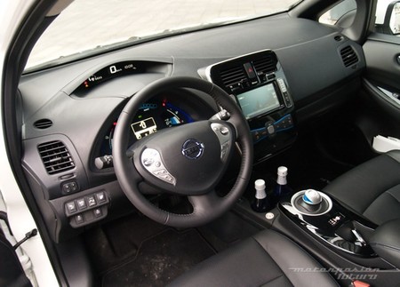 Nissan LEAF 2013 presentación en Oslo 09