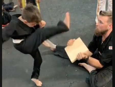 El vídeo viral del niño karateca que es toda una lección de vida