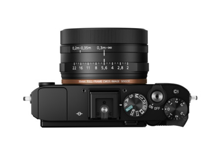 Sony RX1R II, la compacta full frame de Sony se renueva con 42MP y visor