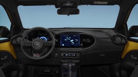 Toyota Aygo X Cross Hibrido 2026 6
