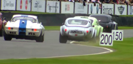 Esta selección de vídeos de clásicos al límite (y más allá) en el Goodwood Revival te va a gustar