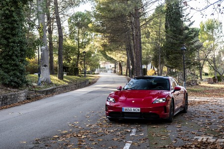 Porsche Taycan Gts 2026 Prueba 017