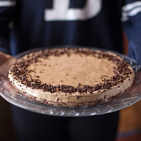 Tarta helada de café sin horno: el postre más fácil y delicioso aunque no seáis muy cafeteros