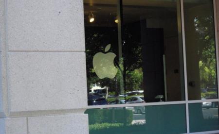 Doble fichaje en Apple: la experta en privacidad Sabrina Ross y la "lobbyist" Amber Cottle entran en Cupertino