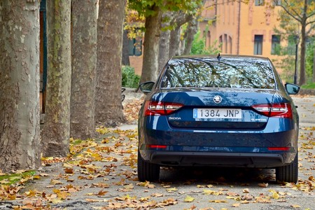 Skoda Superb 2 0 Tdi 150 L K 069