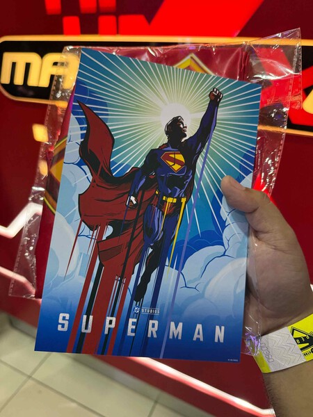Superman Se Apodera De La Cdmx Esta Es La Direccion De La Instalacion Secreta Donde Recibiras Regalos De Coleccion Hasta Agotar Existencias Compressed