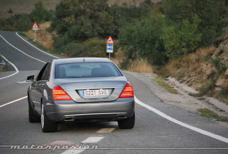 Mercedes-Benz S 400 BlueHYBRID