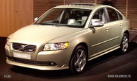 Versiones R-Line para el Volvo S40 y V50