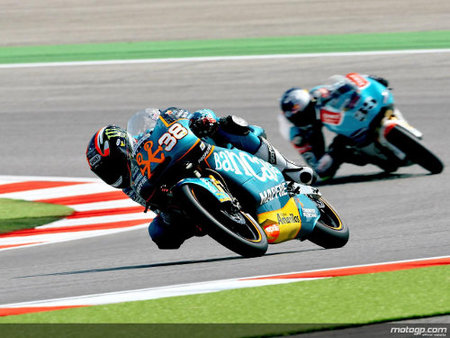 gp125_bradley-smith-el-mas-rapido-en-los-libres-del-viernes-del-gp-san-marino-2009.jpg