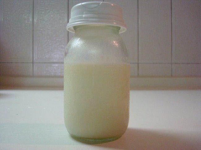 cuanto dura la leche materna fuera de nevera