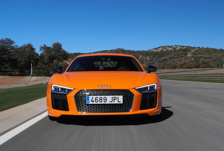 Audi R8 V10 Plus