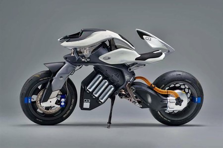 No me llames futuro, llámame MOTOROiD. Así funciona la espectacular autoestabilización de Yamaha