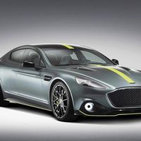 Aston Martin Rapide AMR: un cuatro puertas en edición limitada, con un V12 de 603 CV y... ¡330 km/h de punta!